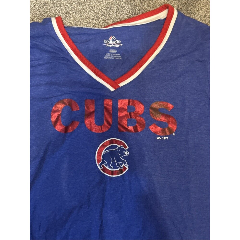 Women's Cut Majestic Cubs Shirt - Picture 2 of 6